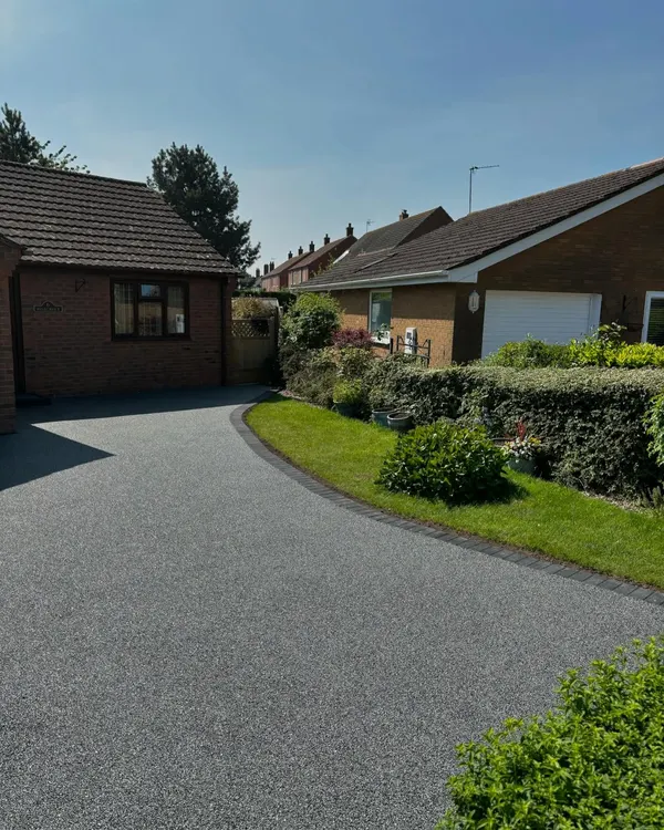 Silver Resin Drive & Wraparound Paths, real project photo 3