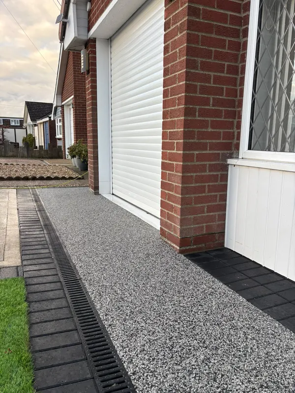 Silver resin drive with charcoal edging
